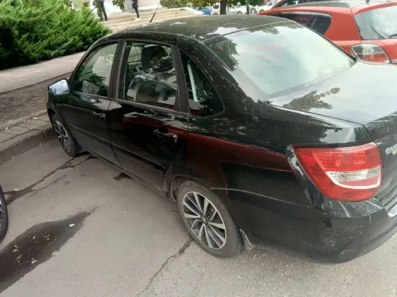 Продам автомобиль Донецк