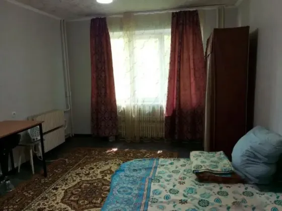 Продам 2-комнатную квартиру, Калининский район, парк Гулливер. Донецк