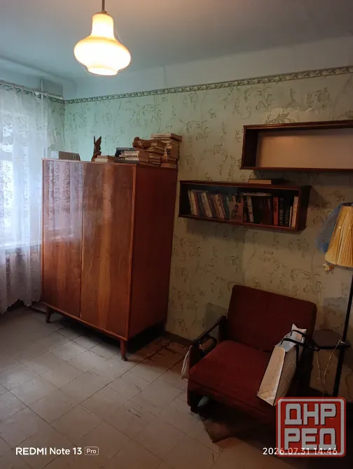 Продаётся однокомнатная квартира Шахтерск - изображение 2