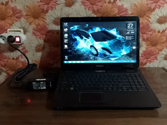Ноутбук eMachines e625 15.6дюймов Донецк