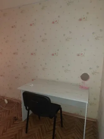 Срочно сдам 2к.кв, г. Макеевка, мкрн Центральный, дом 5 Макеевка