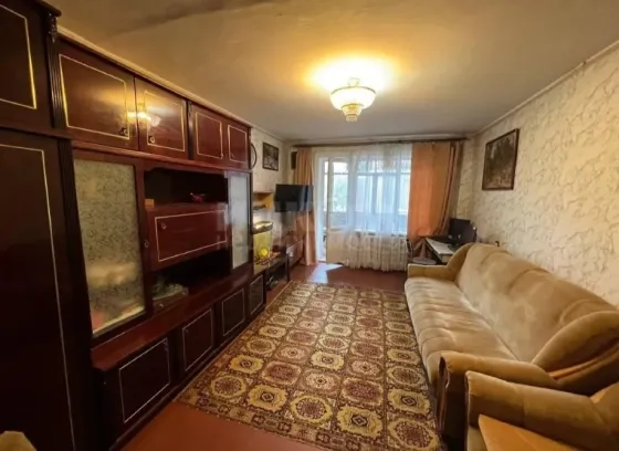 Продам 4к ул. Фрунзе Луганск