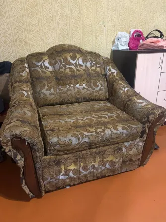 Диван-кровать + кресло-кровать Донецк