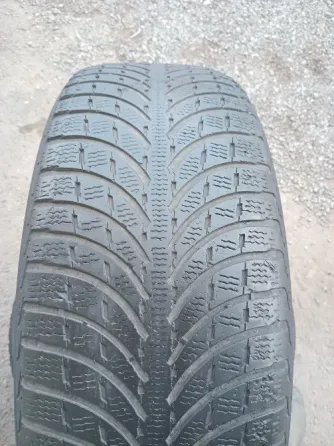 Продаю два зимних ската 225 60 18 Донецк