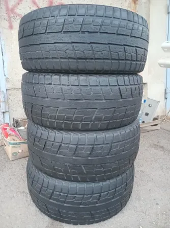 Продаю резину 255 55 18,зимняя Донецк