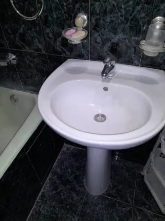 продам 3к крупногабаритную на Цветочном, 12/16 Донецк