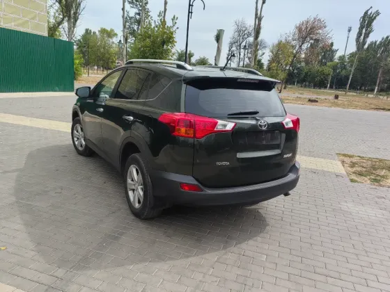 Toyota RAV4 2.0 на автомате Донецк