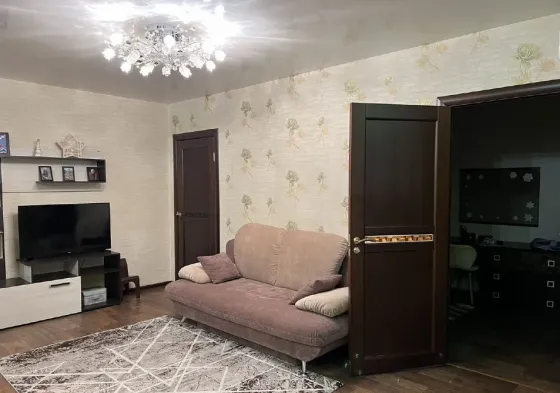 Ленинский, 2-комнатная квартира Донецк