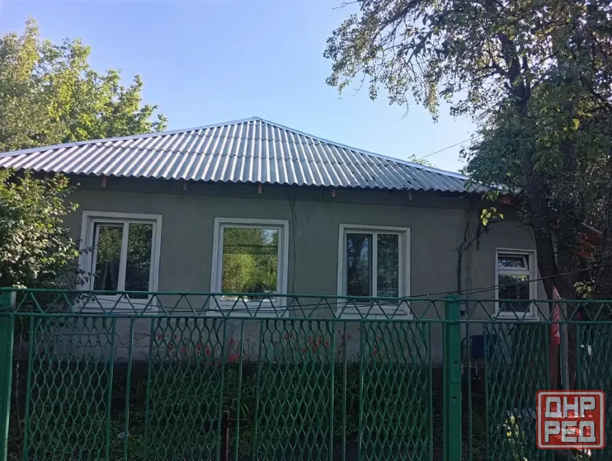 Продается 3 - х комнатный дом, пос. Абакумова, ориентир дк Донецк - изображение 1