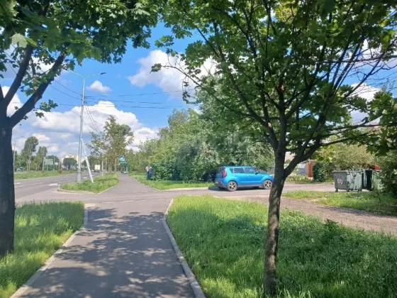 Дом рн. Буденного ул. Джамбула 13 Луганск
