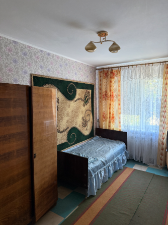 Продам 2км.кв Вечерний рынок Левый берег Мариуполь