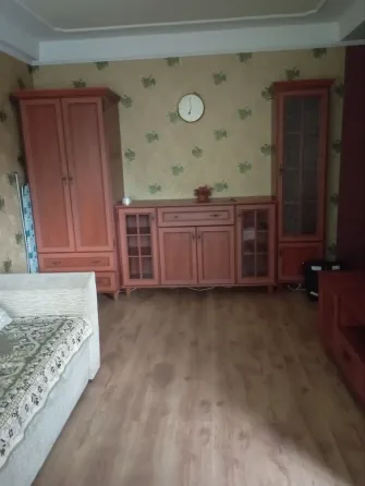 Сдам 1 комн. Бакинских комиссаров Донецк