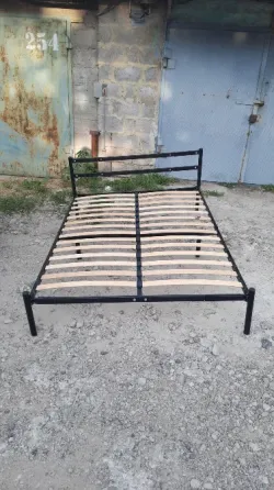 Кровать 1.4х2.0м б/у Донецк