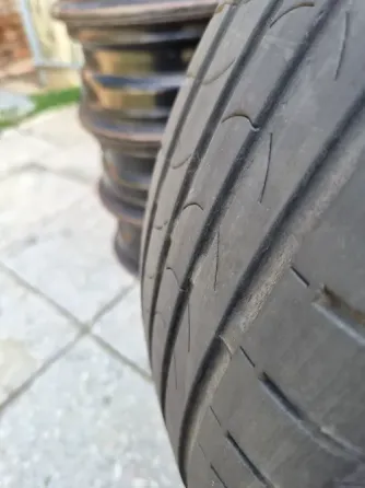 Резина шины 195/65 R15 Донецк