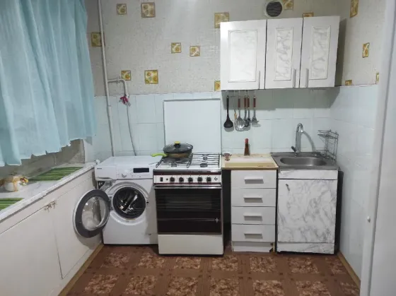 Сдам в аренду 1- комнатную квартиру в Калининском районе , Дружба Донецк