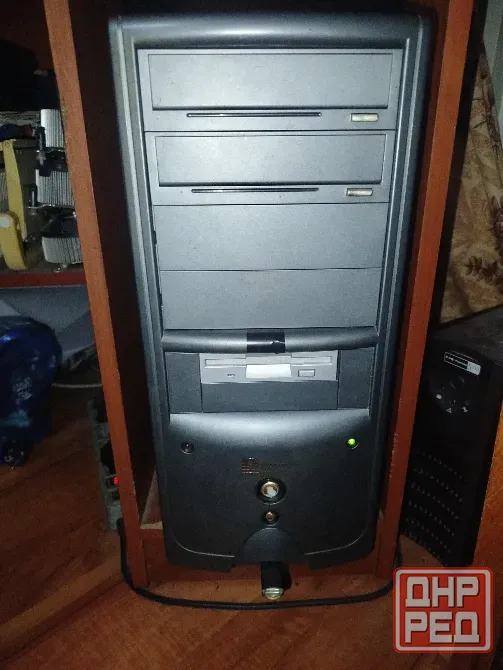 сист.блок атлон 645 3100*4 hdd 320 ,4гб памяти ,radeon 1200 встроен видео Донецк - изображение 1
