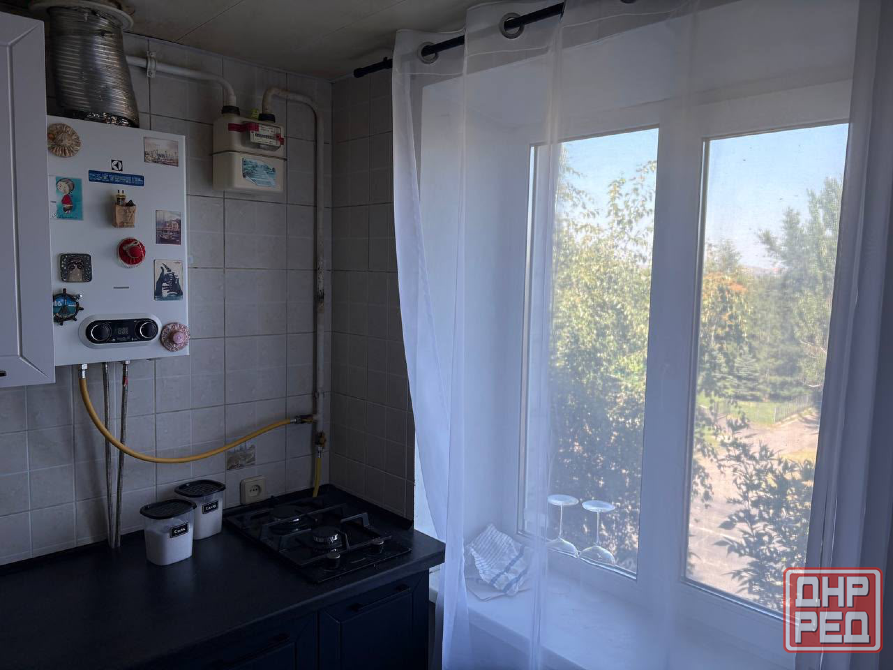 1-комнатная квартира 34 м² в центре Донецка | бочка 750 л воды | ул. Челюскинцев | Донбасс Арена Донецк - изображение 9