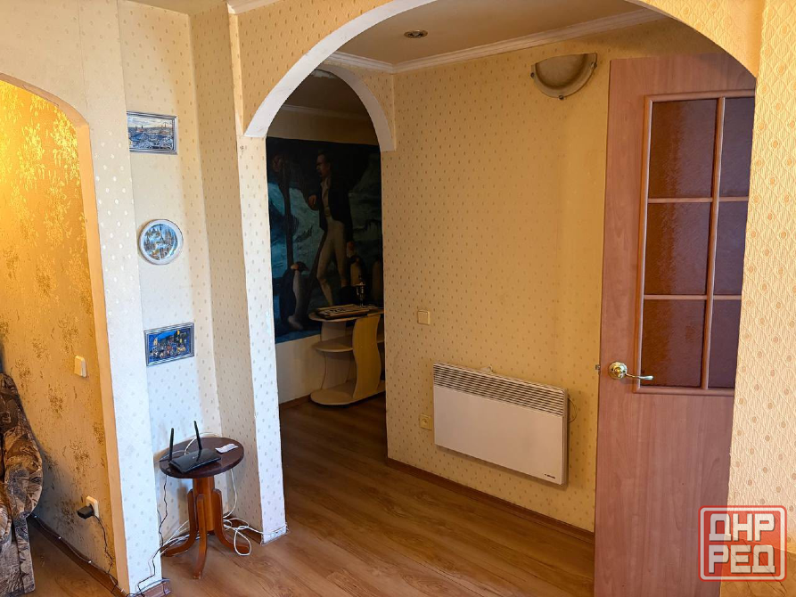 1-комнатная квартира 34 м² в центре Донецка | бочка 750 л воды | ул. Челюскинцев | Донбасс Арена Донецк - изображение 5