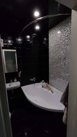 Сдаётся 1 ккв. 3/9 этаж, 33 м2, возле Донбасс Арены (Ул Челюскинцев) Донецк