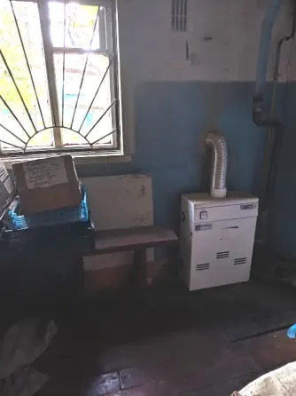 Продаю квартиру на земле со всеми коммуникациями на пятом участке. Донецк