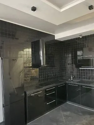 Продам двухуровневую 2х к.кв в Ворошиловском районе Донецк