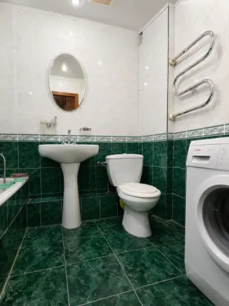 Продаётся 3-комнатная квартира, Донецк Куйбышевский район, ул. Куйбышева, 214 Донецк