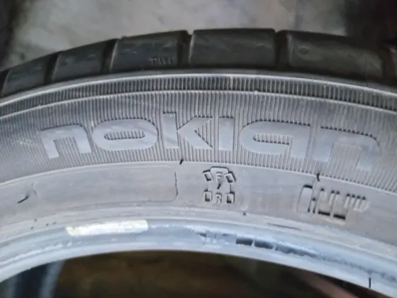 Продаю один скат 225 45 17 нокиан Донецк
