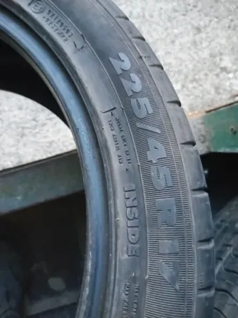 Продаю один скат 225 45 17 нокиан Донецк