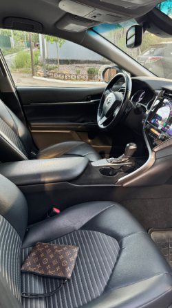 Продаю авто Toyota Camry ( камри ) 2018 Макеевка
