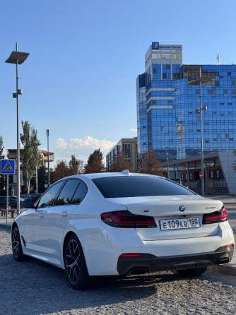 BMW 530i xDrive G30 Рестайлинг M Sport Донецк