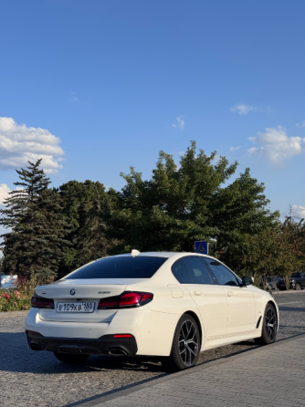 BMW 530i xDrive G30 Рестайлинг M Sport Донецк