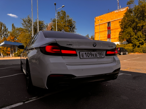 BMW 530i xDrive G30 Рестайлинг M Sport Донецк