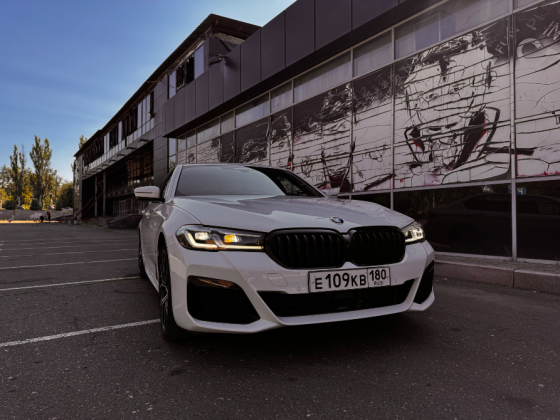 BMW 530i xDrive G30 Рестайлинг M Sport Донецк