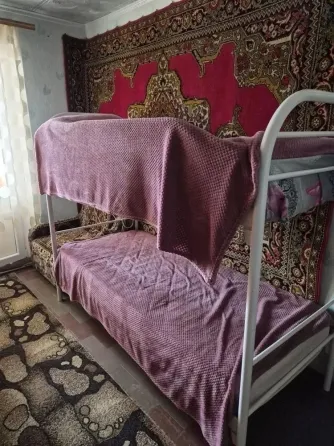 Продам 2х комнатную квартиру в Харцызске, центр города, ул. с. Лазо Харцызск