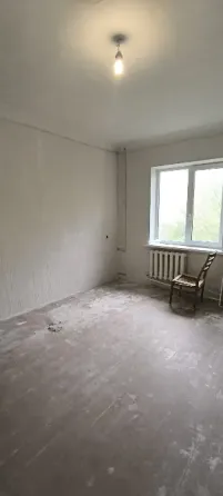 Продам 2х комнатную квартиру в Харцызске, центр города, р-н Чудо - сада Харцызск