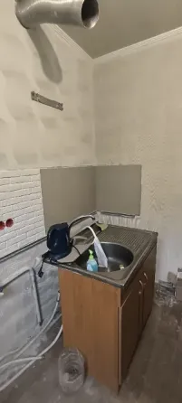 Продам 2х комнатную квартиру в Харцызске, центр города, р-н Чудо - сада Харцызск