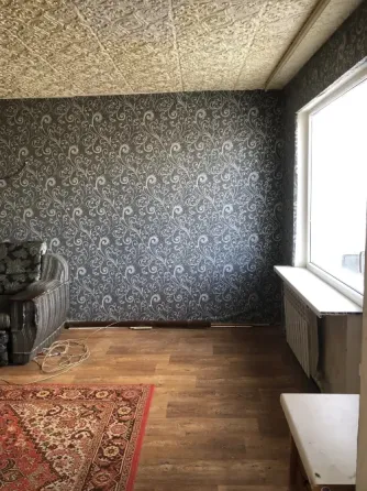 Продам 1 комнатную квартиру в Зугрэс 2 Зугрэс