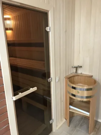 Двери для бани, сауны Донецк