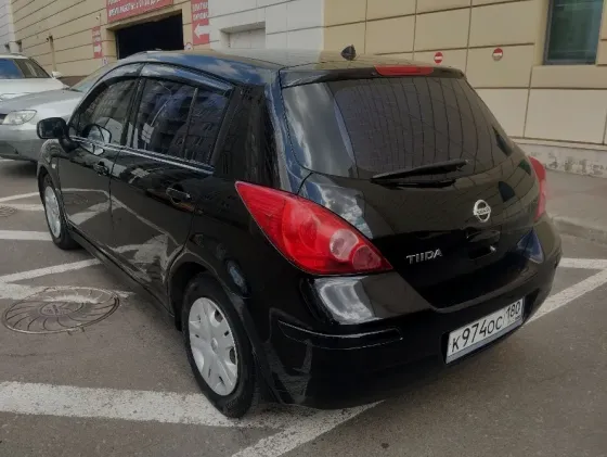 Nissan Tiida Донецк