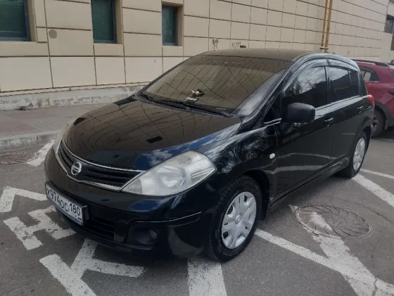 Nissan Tiida Донецк