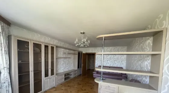 Сдается: 2 комнатная квартира Район: Кировский Донецк