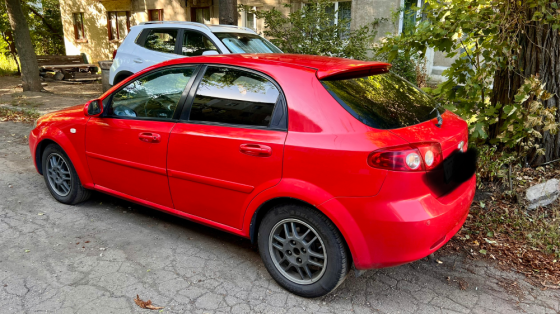 Продам Chevrolet Lacetti 1,6 хетчбэк Горловка