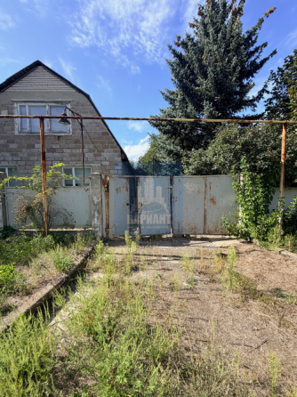 Продам 2х этажный дом с газом Донецк