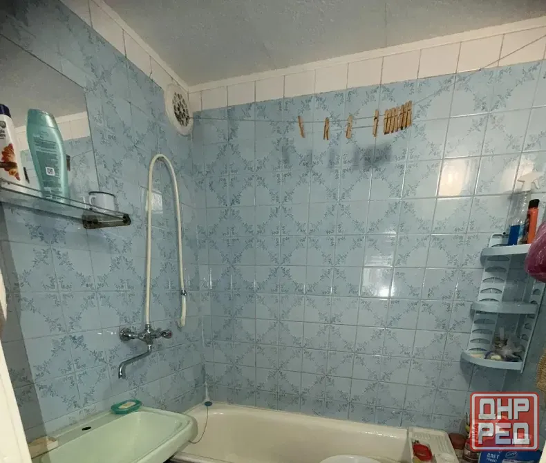 Срочно продам 2 к.кв Собинова магазин Партнер 2 этаж 9эт дом Донецк - изображение 3