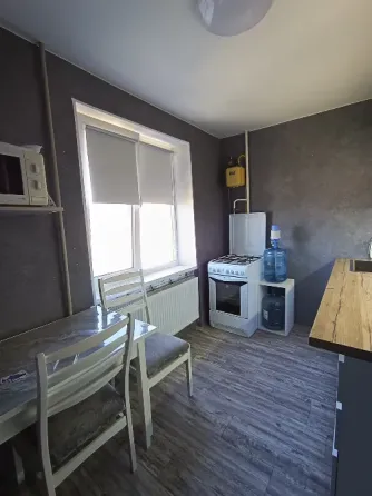Продам однокомнатную квартиру Торез