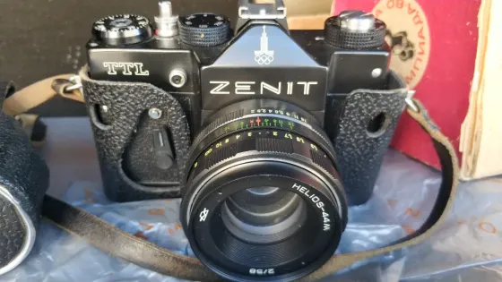 Продам фотоаппарат зенит Донецк