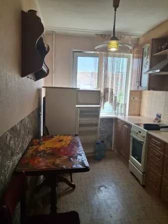 Сдаю реальную 2к.кв. на Щетинина, в офис ехать не нужно Донецк