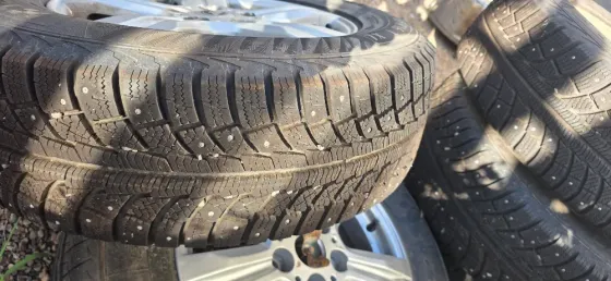 Зимние колеса 215/65 r16 Макеевка