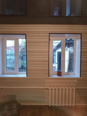 Продаётся добротный дом на Заперевальной со всеми коммуникациями. Донецк