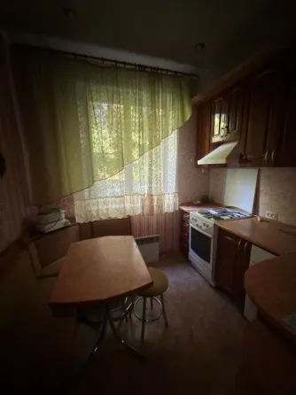 Продам 3-х комнатную квартиру в Макеевке, Червоногвардейский район,8/8 Бис Макеевка
